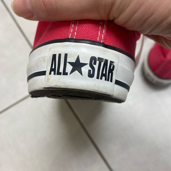Men’s hot pink Converse - Picture 3 of 3
